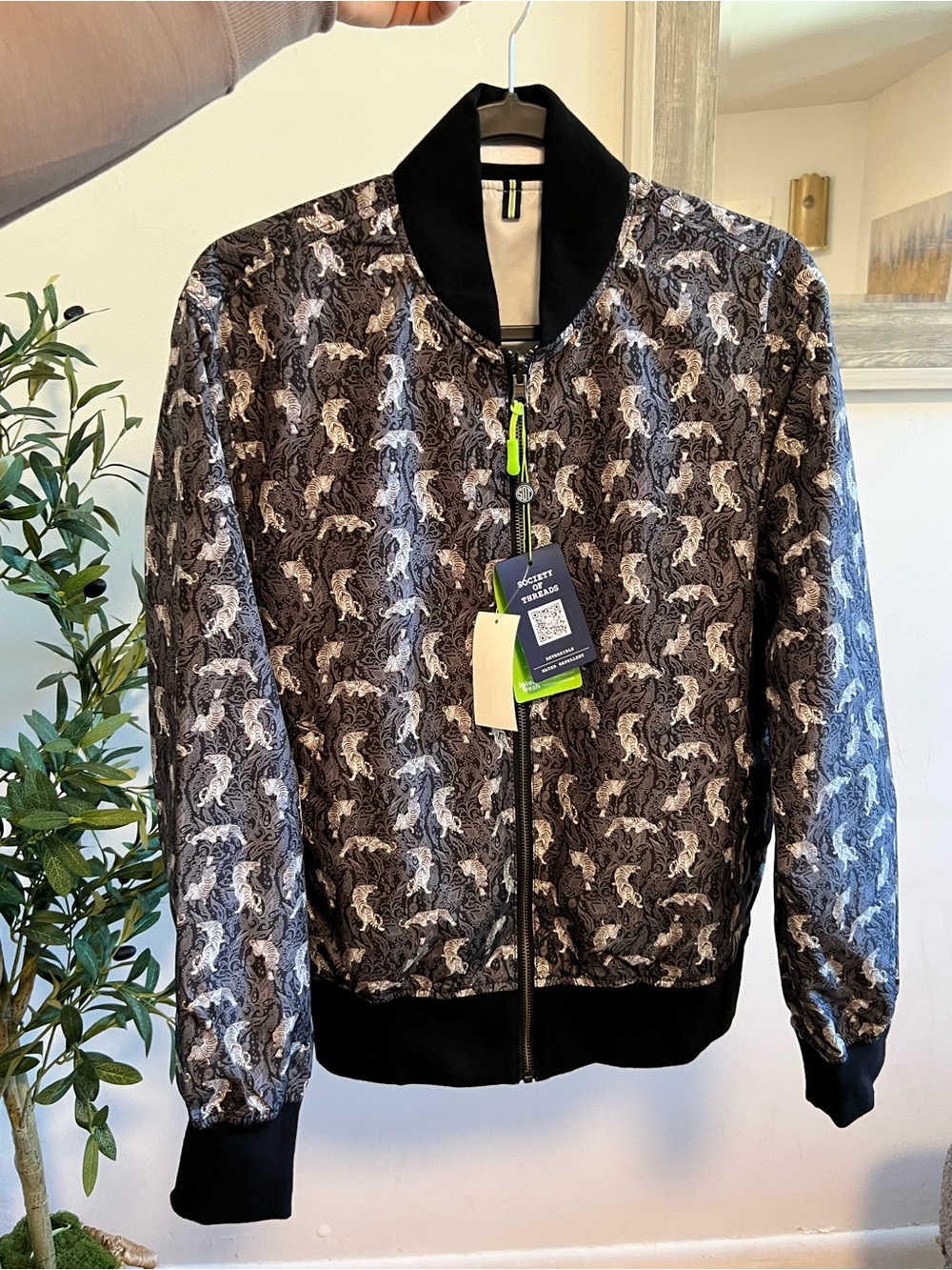 Society Of Threads Black & White Patterned Bomber Jacket